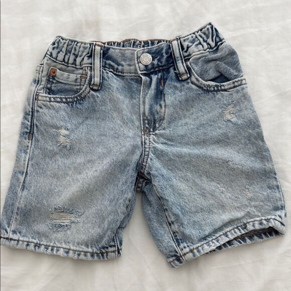 GAP Other - GAP denim shorts